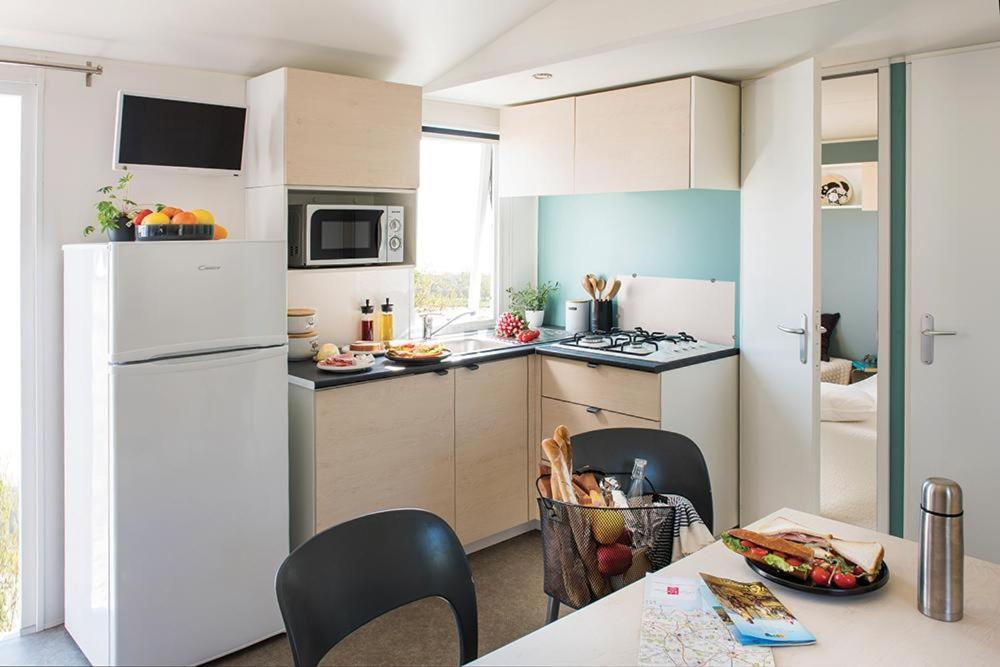Camping Les Etoiles Saint-Sornin-Lavolps 외부 사진