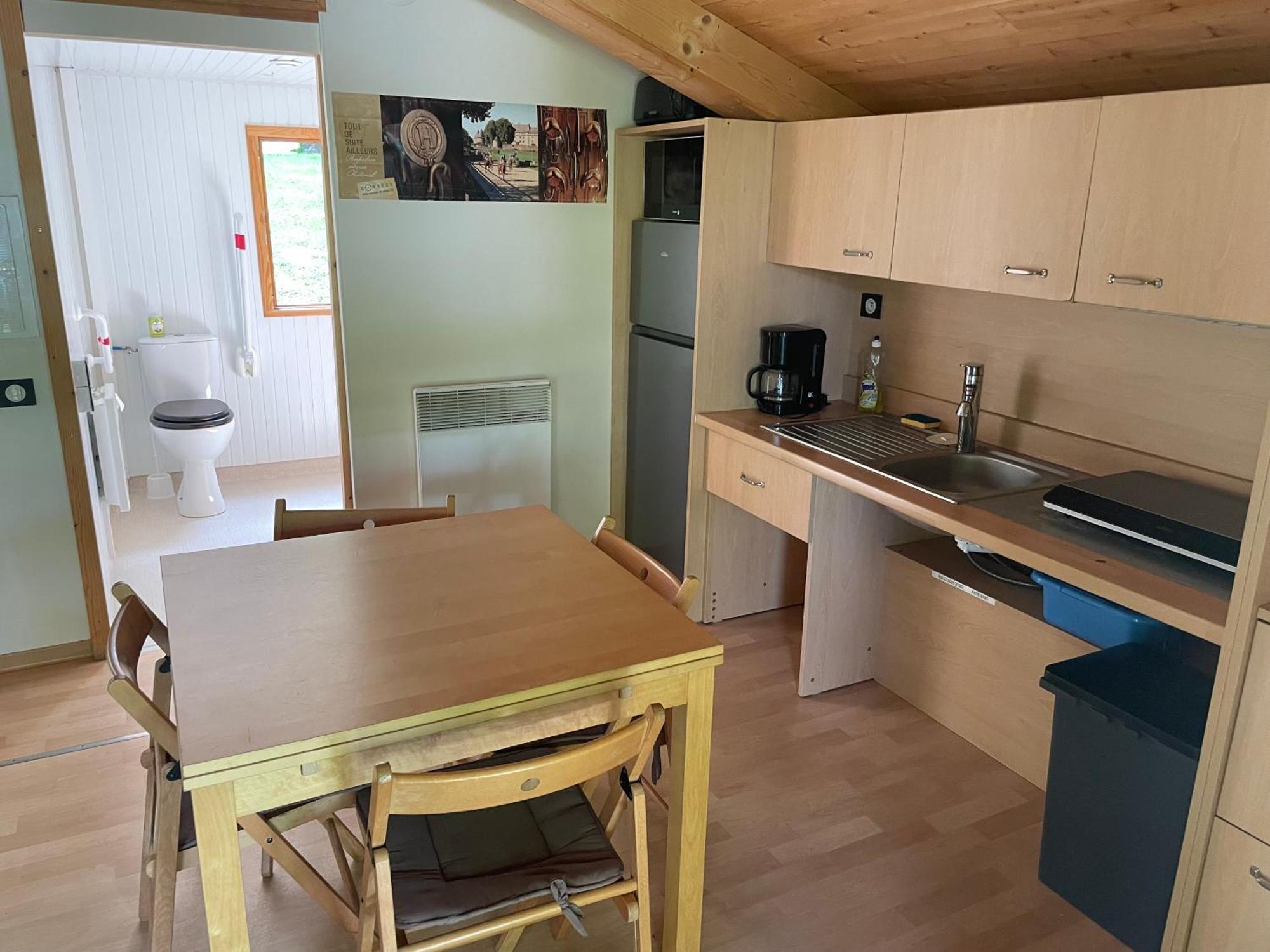 Camping Les Etoiles Saint-Sornin-Lavolps 외부 사진