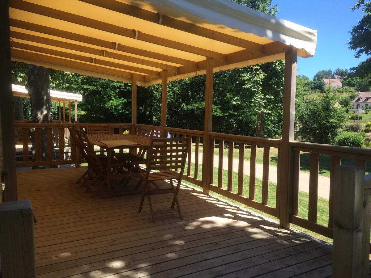Camping Les Etoiles Saint-Sornin-Lavolps 외부 사진