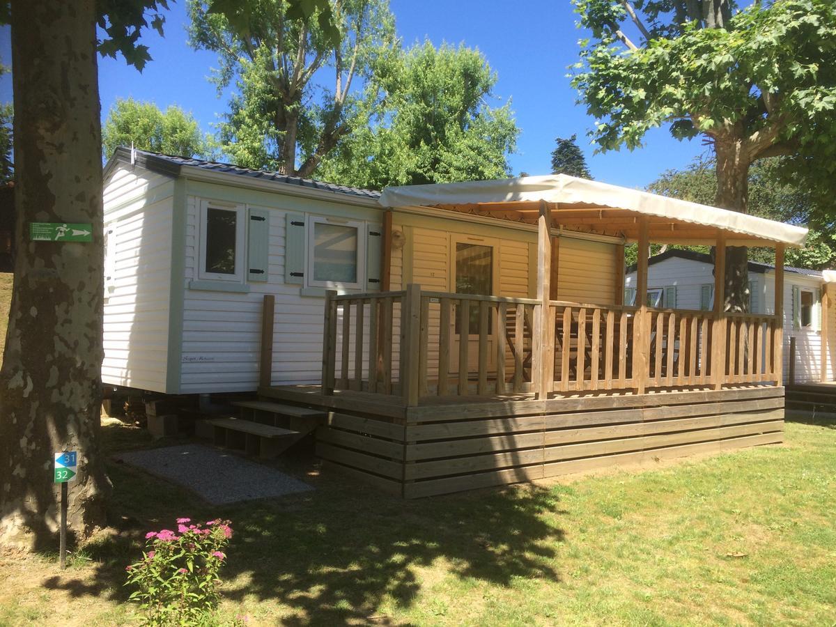 Camping Les Etoiles Saint-Sornin-Lavolps 외부 사진